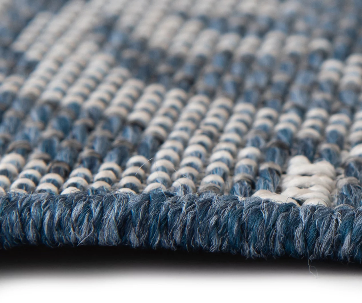 Broyhill Sandpointe Damask Outdoor Area Rug - Image 8