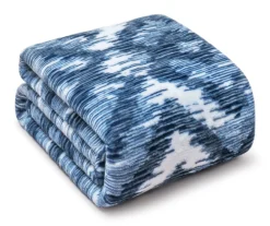 Broyhill Geometric Lines Velvet Blanket