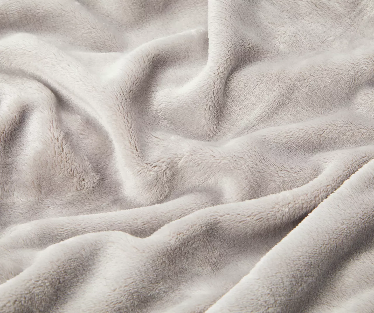 Broyhill Velvet Plush Blanket - Image 11