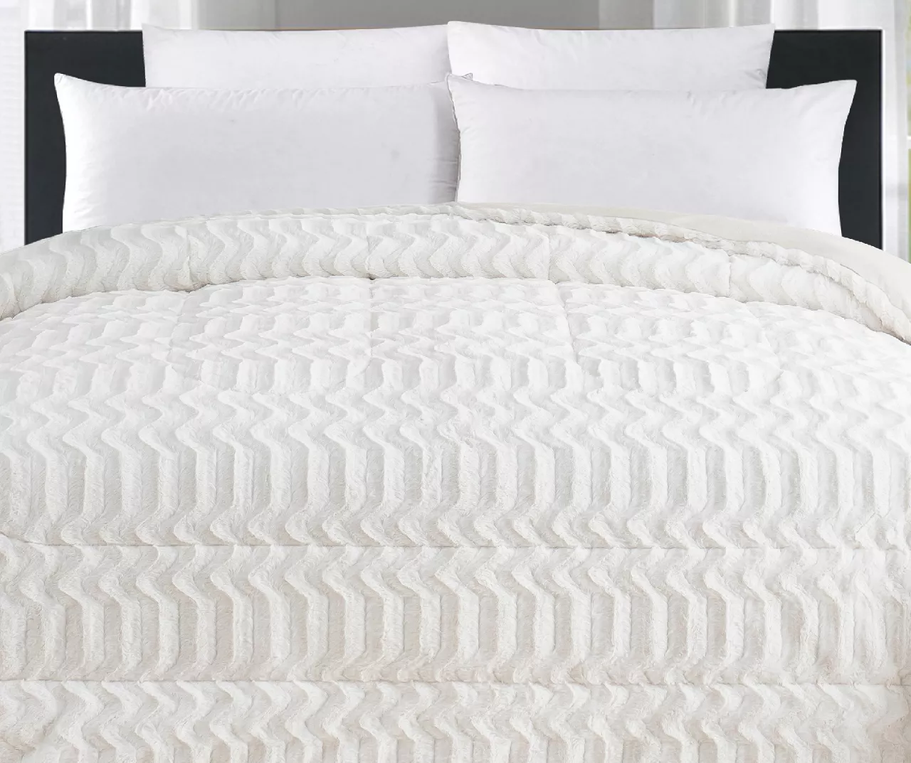 White Chevron Stripe Faux Fur Full/Queen Comforter - Image 3